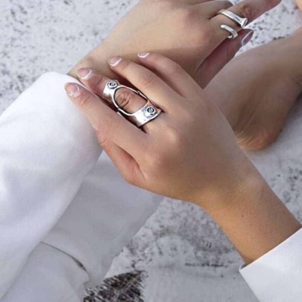 Uno de 50 ring